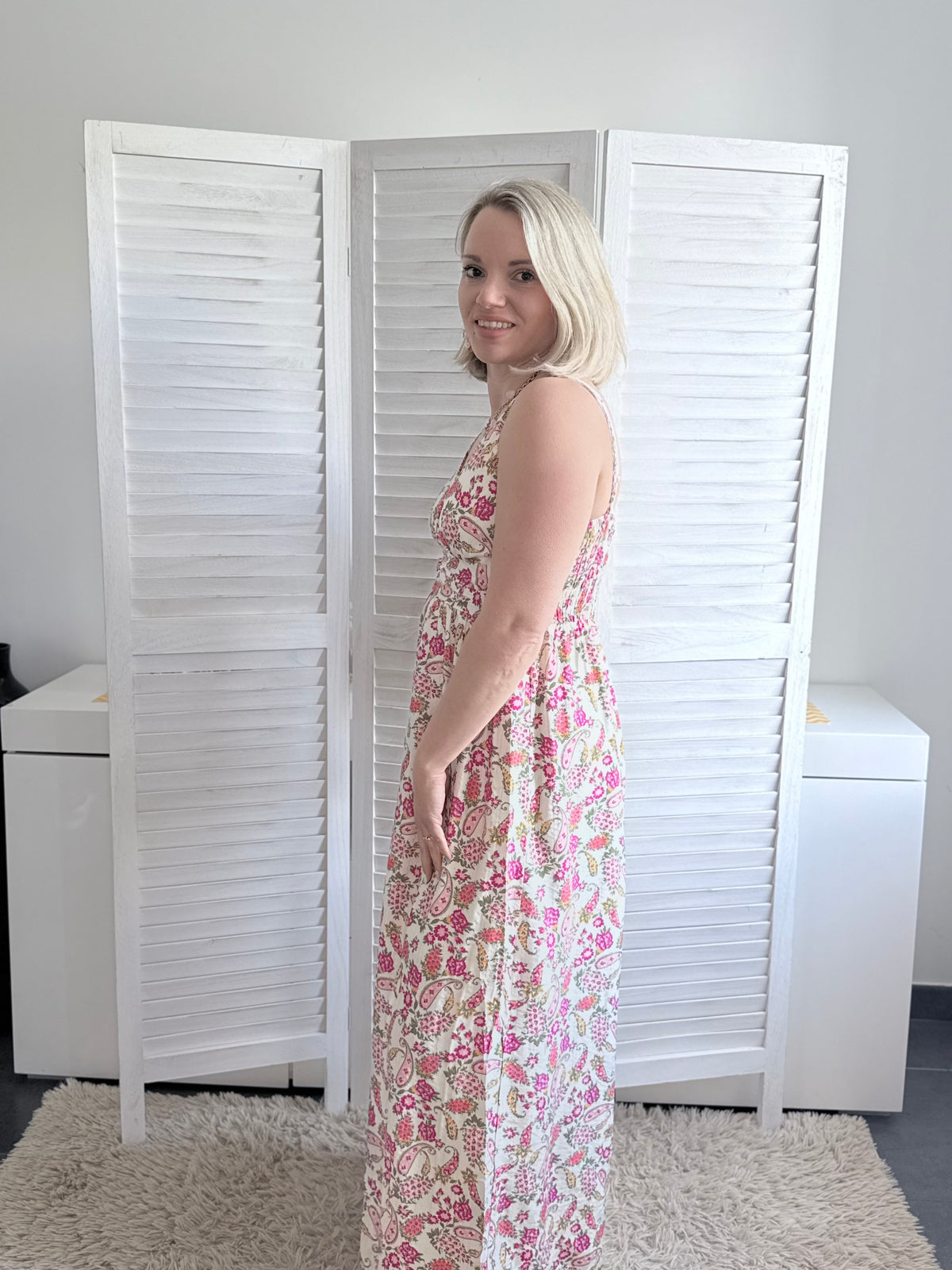 Robe NINE