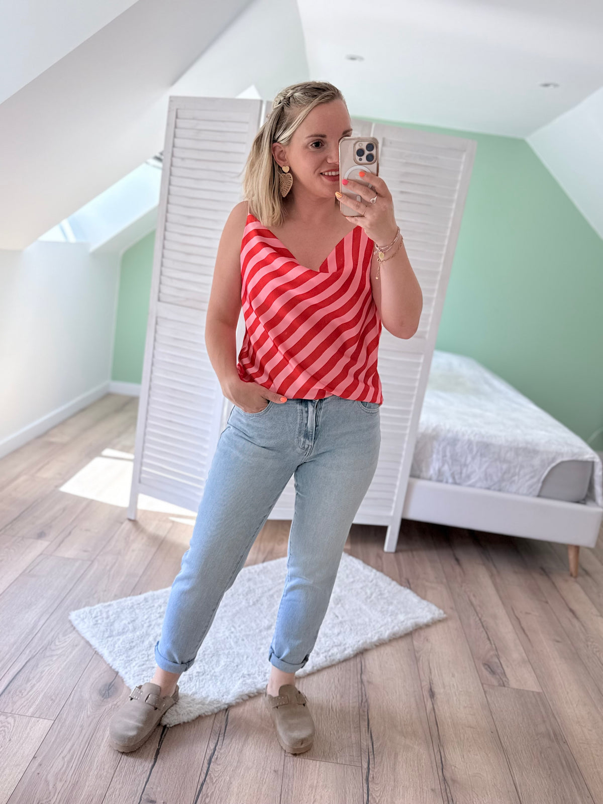 Top SATIN