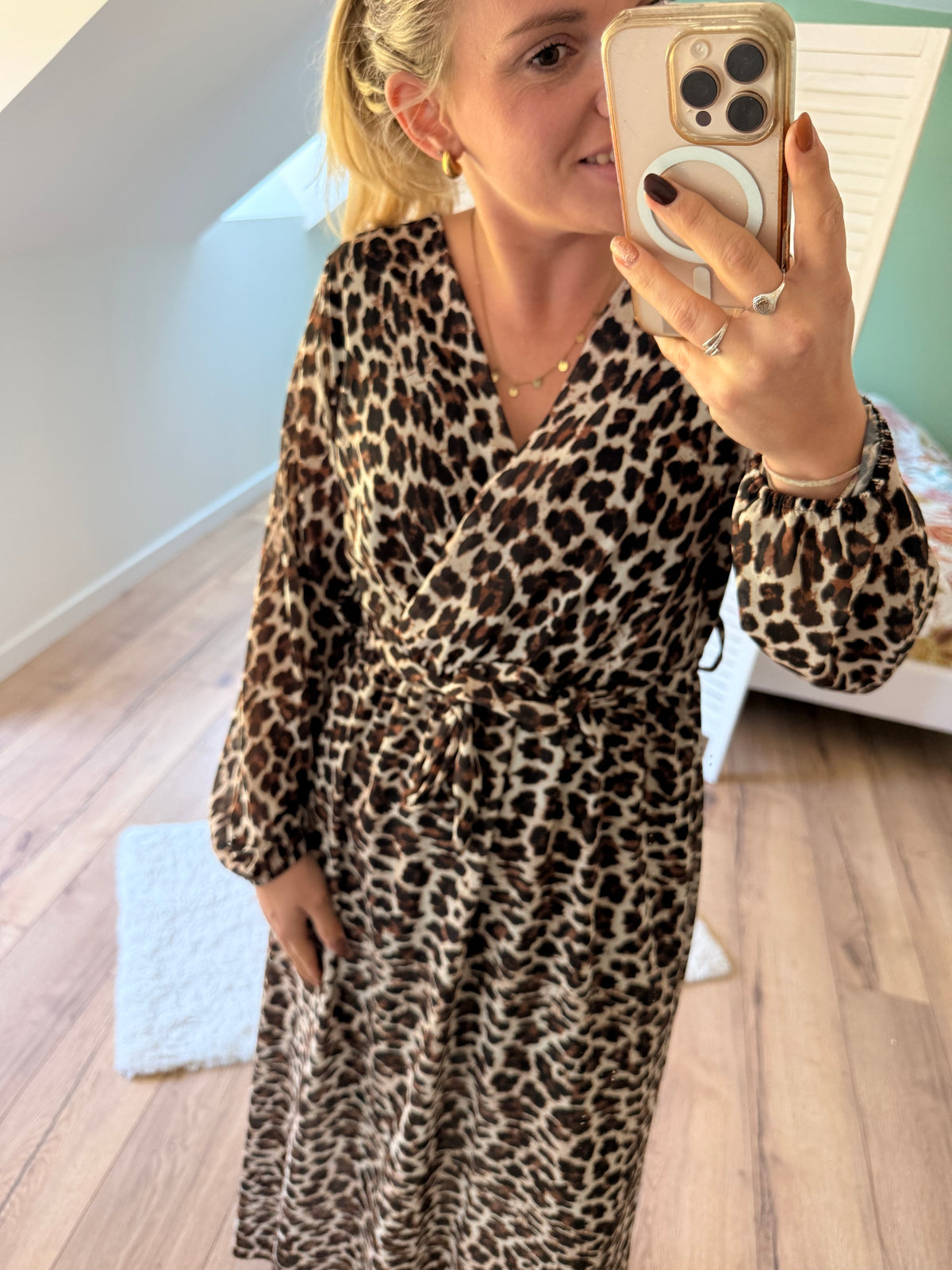 Robe MIA