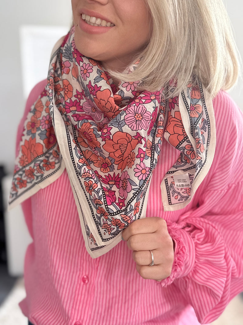 Carrée / foulard